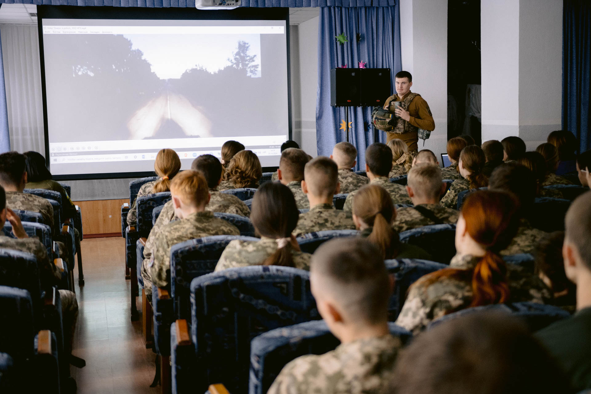 Нацгвардійці провели урок мужності для вихованців Переяславського ліцею «Патріот»