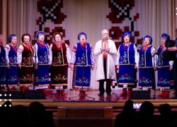 «Через мистецтво до Перемоги»: у Переяславі відбувся благодійний концерт ансамблю «Чебреці»