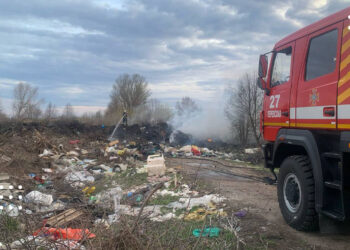 У Переяславській громаді горіло несанкціоноване сміттєзвалище