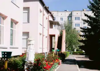 Покрівля тече, фасад осипається: у Переяславі виділили майже 6 млн грн на капремонт дитсадка «Любавонька»