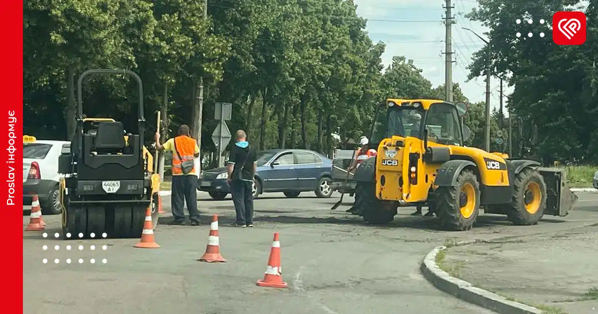 У Переяславі проводять поточний ремонт дорожнього покриття