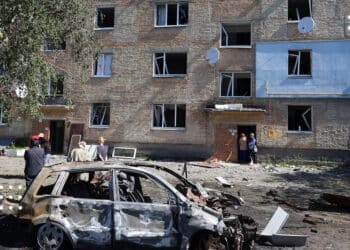 На Київщині триває ліквідація наслідків нічної атаки: постраждали люди, пошкоджено цивільну інфраструктуру