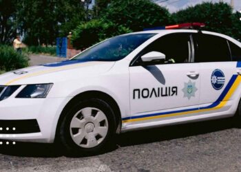 Агресія на вулиці, сімейний конфлікт через поділ житла та шахрайство у Facebook – дайджест поліції