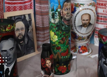 Мистецтво про війну і любов: у Переяславі діє виставка Оксани Кириченко «Малюю квіти тобі, Україно»