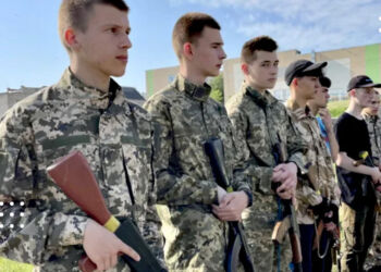З 14 років українців готуватимуть до національного спротиву, – Міноборони