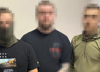 На Київщині СБУ затримала агентів ФСБ, які постачали рашистам українські SIM-карти для дронів-камікадзе