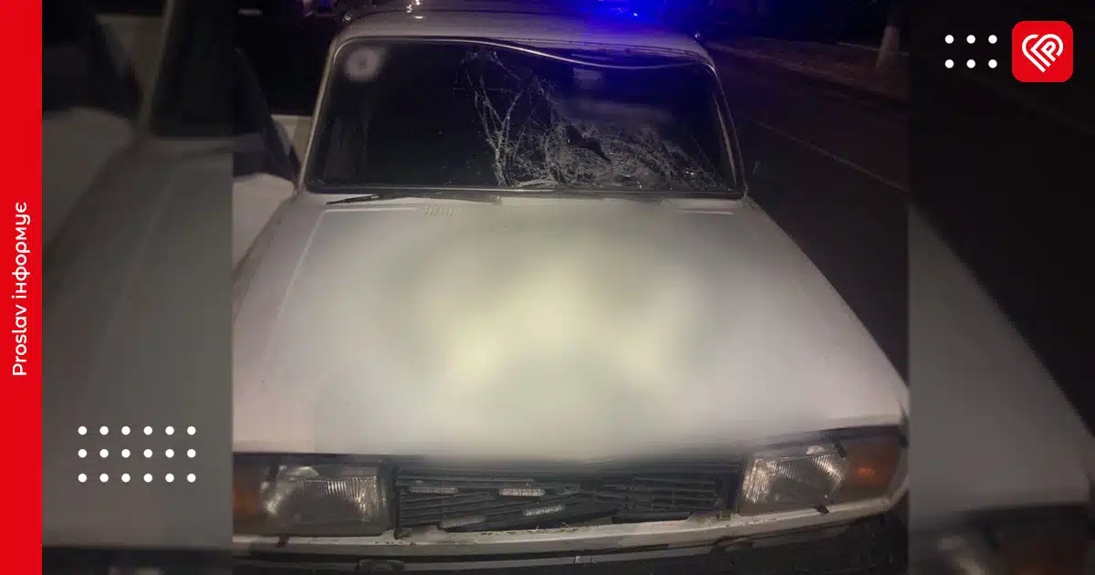 На Київщині неповнолітній водій збив пішохода: постраждалого доставили до лікарні