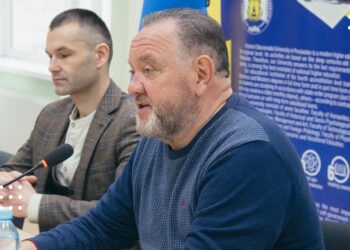 До Переяслава завітав легендарний український актор Богдан Бенюк: говорив про життя, війну та прощення