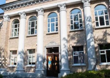 Шістьох дітей звільнили від плати за навчання у Переяславській музичній школі