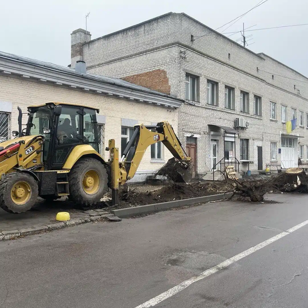 переяслав бхт тротуар