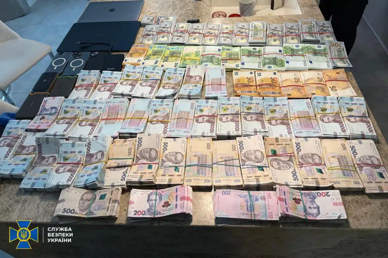 розкрадання трипільська тес