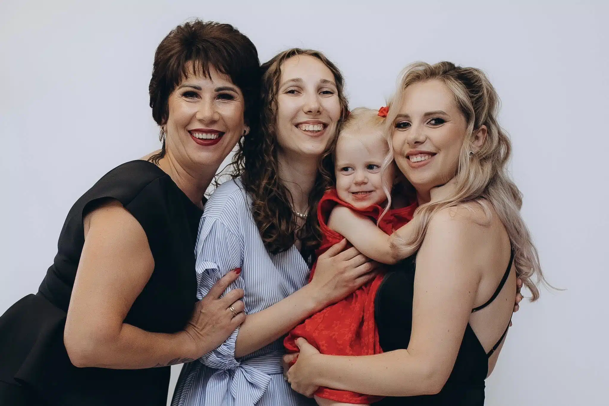 Сімʼя Надії Мазекно