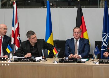 партнери 38 млрд рамштайн