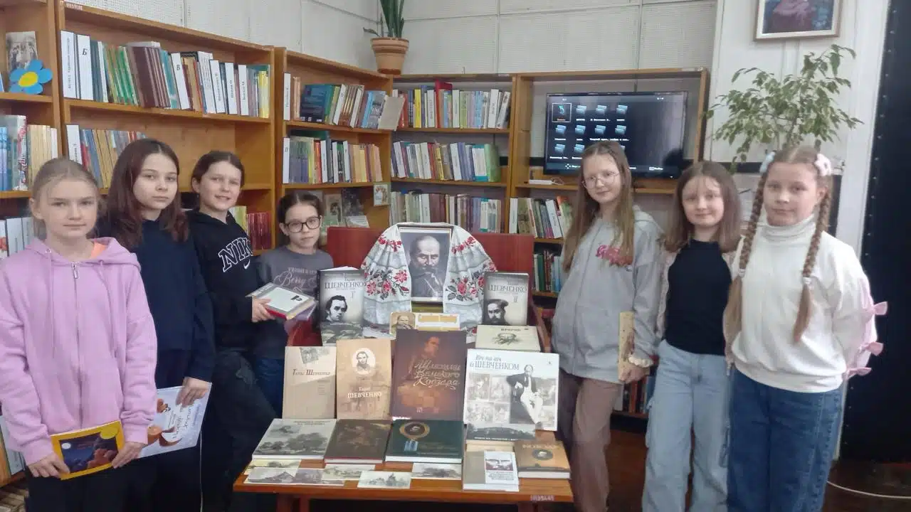 переяслав бібліотека