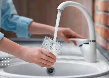 вода кран дослідження