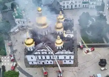 у києві пошкоджено успенський собор
