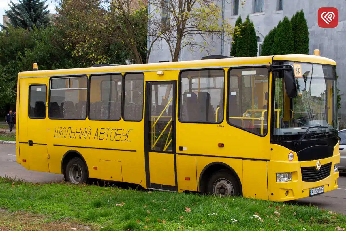 Щодня возив дітей до школи, а потім став на захист України: на Переяславщині попрощалися з Героєм Олександром Кочубеєм — фото 19