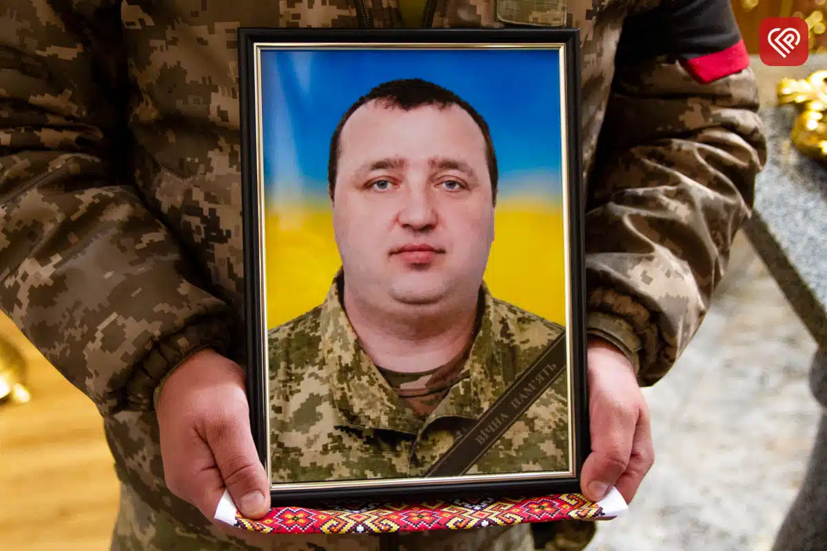 Щодня возив дітей до школи, а потім став на захист України: на Переяславщині попрощалися з Героєм Олександром Кочубеєм — фото 5